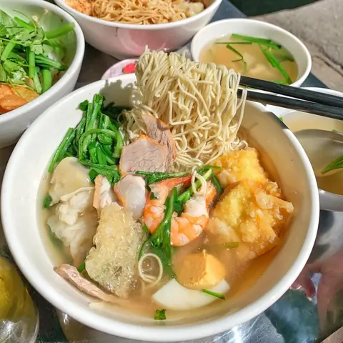 Top 10+ Quán Mỳ Vằn Thắn Ngon Hà Nội – Địa Chỉ, Giá Cả & Đánh Giá Mới Nhất