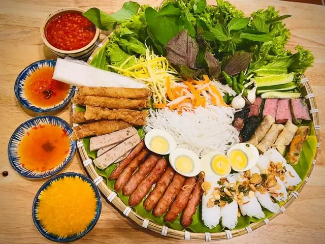 Top 10 Địa Chỉ Nem Nướng Nha Trang Ngon Nhất Quận 10 – Đánh Giá, Địa Chỉ Và Giá
