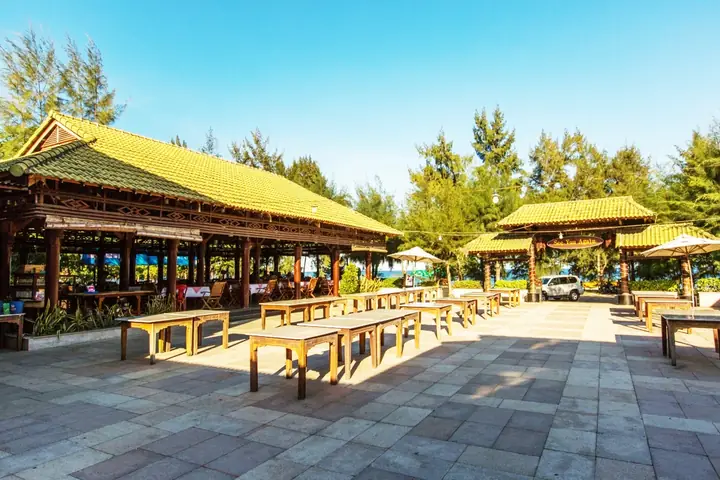 Nhà Hàng Mỹ Khê Quảng Ngãi – Địa Chỉ, Thực Đơn, Giá Cả & Dịch Vụ Chi Tiết