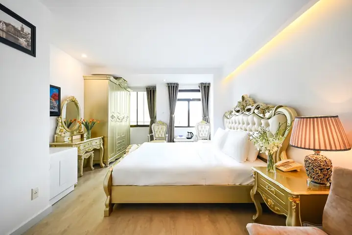 Top Nhà Nghỉ Gần Phố Đi Bộ Nguyễn Huệ: Giá Rẻ, Tiện Nghi & Đánh Giá Chi Tiết