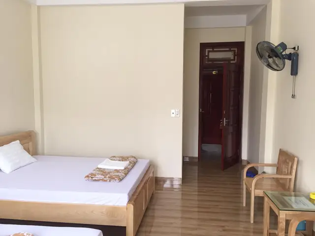Top Nhà Nghỉ Giá Rẻ Ở Bãi Cháy, Quảng Ninh: Đánh Giá, Giá Phòng & Địa Chỉ