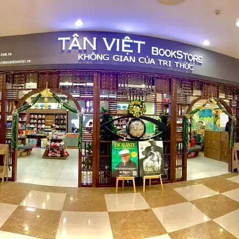 Nhà Sách Tân Việt Đinh Lễ: Địa Chỉ, Giờ Mở Cửa, Dịch Vụ & Cách Đến