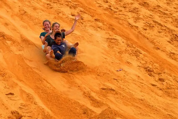 Mũi Né & Phan Thiết Có Gì Chơi? 15 Địa Điểm “phải Tới” Cho Du Khách