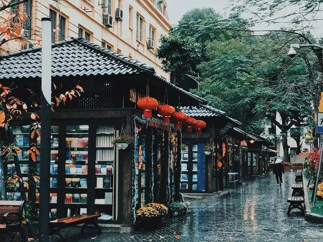 Khám Phá Các Phố Sách Ở Hà Nội: Địa Chỉ, Đặc Điểm Và Mẹo Ghé Thăm