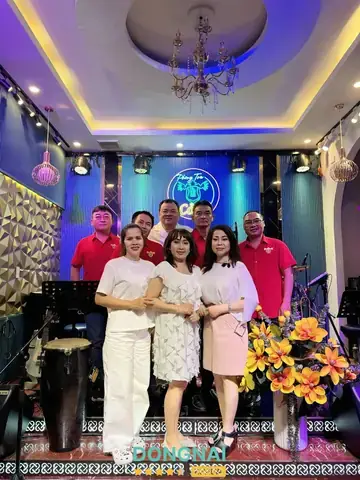 Khám Phá Phòng Trà Cỏ Cỏ Biên Hòa: Địa Chỉ, Thực Đơn, Không Gian Acoustic & Trải Nghiệm