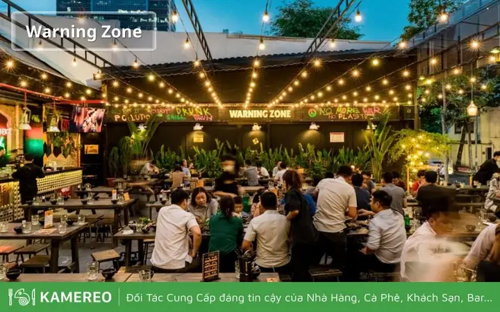 Top 20 Quán Ăn Thích Hợp Cho Nhóm Đông Người Tại Hà Nội & Tp.hcm: Địa Điểm, Giá, & Tiện Nghi