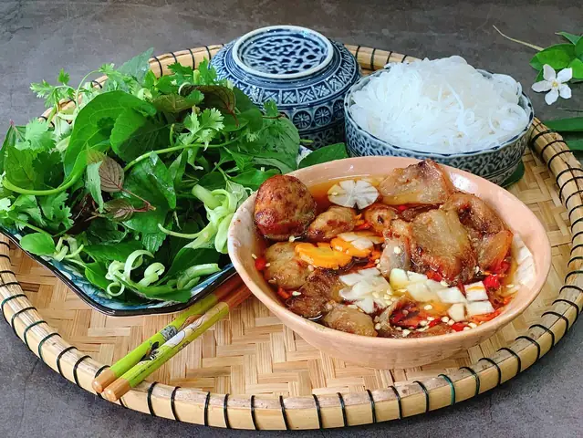 Top 10 Quán Bún Chả Ngon Nhất Hà Nội – Địa Chỉ, Giá Và Đánh Giá Chi Tiết