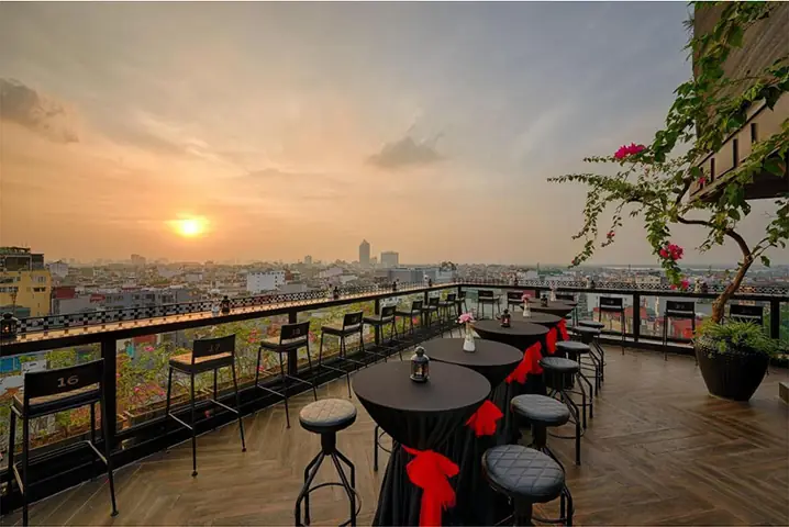 Top 15 Quán Cafe Ngoài Trời Đẹp Ở Hà Nội Bạn Nên Ghé Thăm Ngay