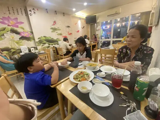 Địa Chỉ, Thực Đơn, Giá Cả Và Các Tiện Ích Của Quán Chay Phúc Tâm Quận 4 – Hướng Dẫn Chi Tiết Cho Thực Khách