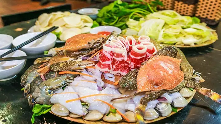 Top 10 Quán Hải Sản Ở Đà Nẵng Ngon, Giá Hợp Lý Và Đáng Ghé Thăm