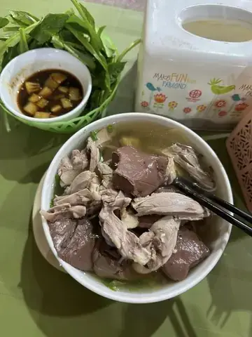 Top 10 Quán Bún Miến Ngan Ngon Ở Cầu Giấy: Địa Chỉ, Giá, Món Đặc Trưng