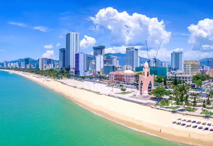 Khám Phá Quảng Trường 2/4 Trần Phú Nha Trang: Vị Trí, Lịch Sử Và Cách Đến