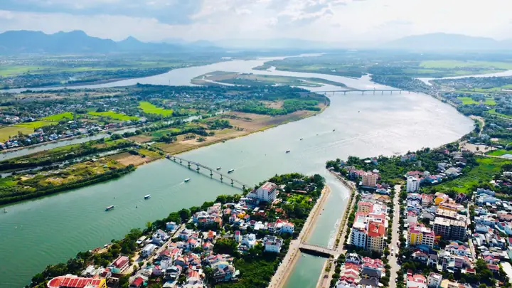 Sông Thu Bồn Ở Quảng Nam: Địa Lý, Lịch Sử Và Những Điểm Du Lịch Nổi Bật