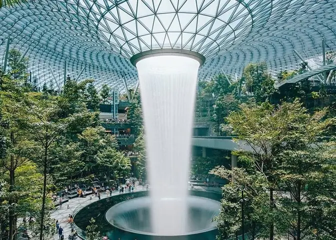 Thác Nước Rain Vortex Tại Sân Bay Changi Singapore: Cách Đến, Thời Gian Thăm Và Những Điều Nên Biết