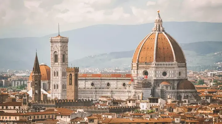 Khám Phá Thánh Đường Santa Maria Del Fiore: Lịch Sử, Kiến Trúc Và Hướng Dẫn Du Lịch Cho Du Khách