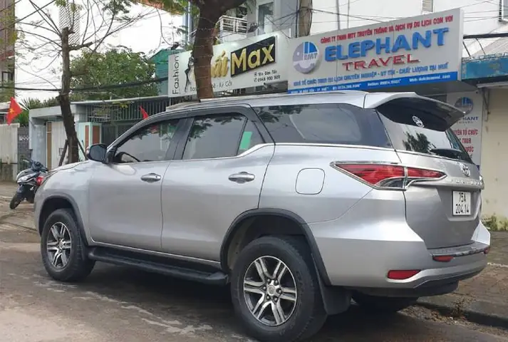 Hướng Dẫn Thuê Xe Ô Tô Tự Lái & Có Tài Xế Ở Huế: Giá, Quy Trình Và Lựa Chọn Công Ty Uy Tín