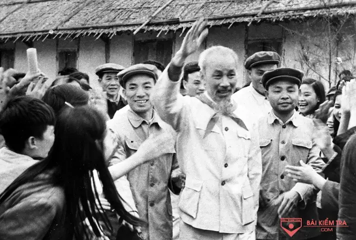 Hướng Dẫn Viết Bài Thuyết Trình Về Hồ Chí Minh: Cấu Trúc, Nội Dung Và Mẫu Slide Hoàn Chỉnh