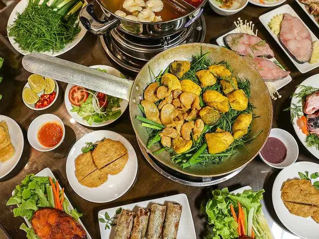 Top 10 Quán Ăn Ngon Nhất Hà Nội Mà Bạn Không Nên Bỏ Lỡ