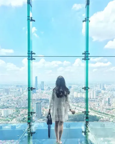Giá Vé Lên Tầng 65 Lotte Center Hà Nội: Mức Giá, Giờ Mở Cửa Và Cách Mua Vé Nhanh Chóng