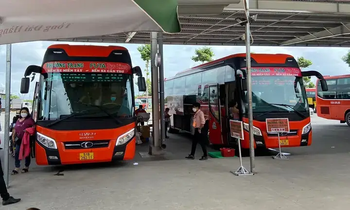 Đặt Vé Xe Phương Trang Huế – Sài Gòn: Lịch Trình, Giá Vé & Hướng Dẫn Mua Vé Nhanh