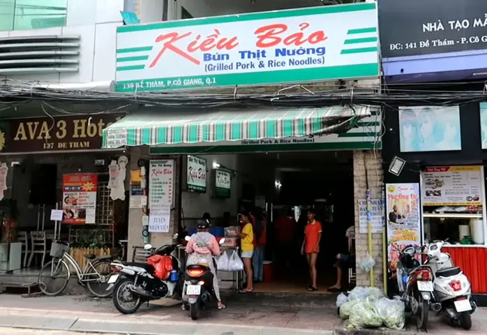 Review Bún Thịt Nướng Kiều Bảo 139 Đề Thám: Menu, Giá, Không Gian & Đánh Giá Thực Tế Review Bún Thịt Nướng Kiều Bảo 139 Đề Thám: Menu, Giá, Không Gian & Đánh Giá Thực Tế