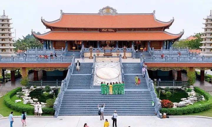 Khám Phá Chùa Vĩnh Nghiêm Tại 339 Nam Kỳ Khởi Nghĩa: Địa Chỉ, Giờ Mở Cửa & Kinh Nghiệm Tham Quan