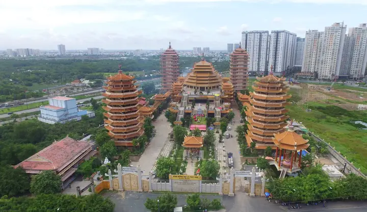 Khám Phá Pháp Viện Minh Đăng Quang Tại 505 Xa Lộ Hà Nội, Phường An Phú: Địa Chỉ Và Kinh Nghiệm Tham Quan