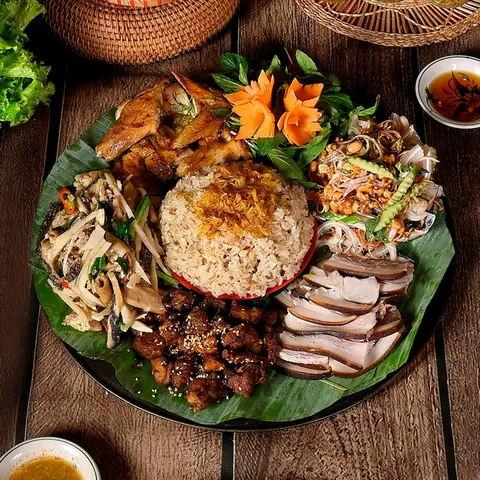 Tìm Hiểu Ẩm Thực Việt Nam: Đặc Trưng Văn Hóa, Phong Vị Vùng Miền Và Tinh Hoa Món Ăn