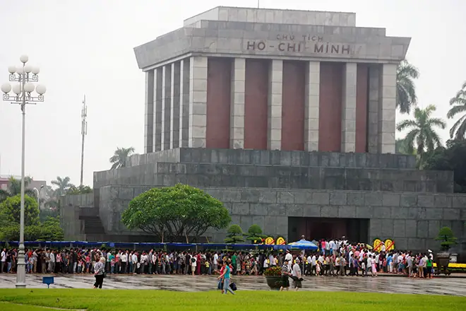 Tổng Hợp Bài Viết Về Thủ Đô Hà Nội: Giới Thiệu, Tả Cảnh Và Mẫu Tham Khảo Cho Học Sinh, Độc Giả Yêu Thành Phố Nghìn Năm Văn Hiến