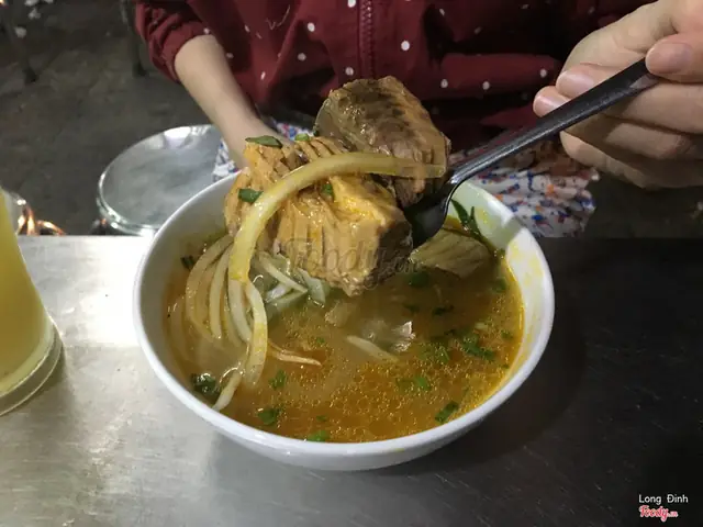 Cách Đặt Bánh Canh Ruộng 20 Hà Thị Thân Nhanh Chóng: Số Điện Thoại, Menu, Và Giao Hàng