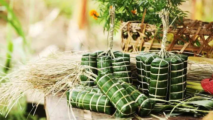 Tìm Hiểu Sự Tích Và Ý Nghĩa Bánh Chưng Bánh Dày Ngày Tết Của Người Việt
