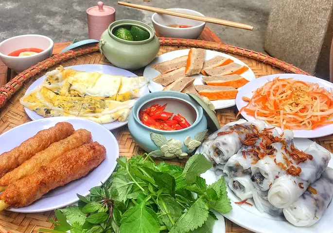 15 Quán Bánh Cuốn Nổi Tiếng Hà Nội Mà Bạn Không Nên Bỏ Lỡ