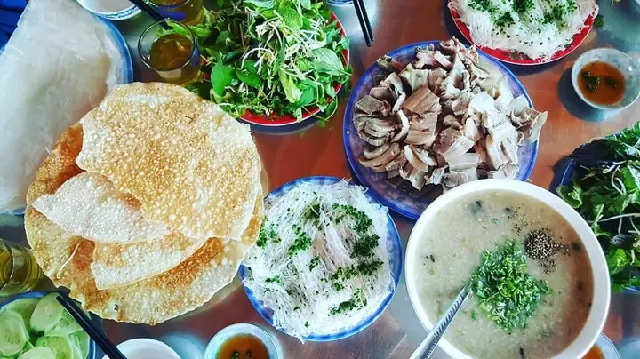 Gợi Ý Những Quán Bánh Hỏi Cháo Lòng Phú Yên Ngon Và Nổi Tiếng Cho Thực Khách Muốn Ăn Sáng Đúng Điệu