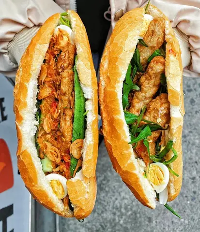 Bánh Mì Chả Cá Ngon Nhất Quận 5: Top Địa Chỉ, Giá Và Mẹo Thưởng Thức