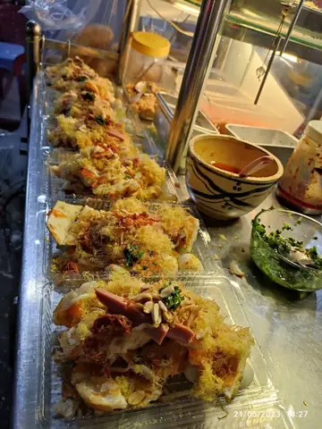 Tổng Hợp Địa Chỉ Bánh Mì Nướng Muối Ớt Quận 6 Cho Tín Đồ Ẩm Thực Đường Phố Sài Gòn