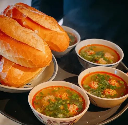 Địa Chỉ, Thời Gian Mở Cửa Và Thực Đơn Bánh Mì Xíu Mại 3b Tăng Bạt Hổ Ở Đà Lạt