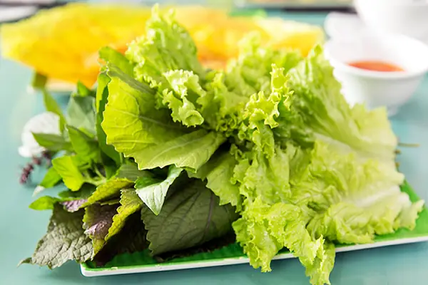 Bánh Xèo Ăn Với Rau Gì? Top 15 Loại Rau Chuẩn Vị Miền Nam‑bắc Và Cách Kết Hợp Hoàn Hảo
