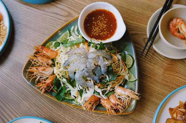 Giới Thiệu Bếp Thái Koh Yam Ngõ Bà Triệu: Địa Chỉ Và Thông Tin Liên Hệ