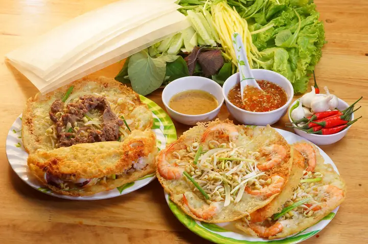 Best Banh Xeo In Ho Chi Minh City: Top Authentic Spots To Eat Sizzling Crepe