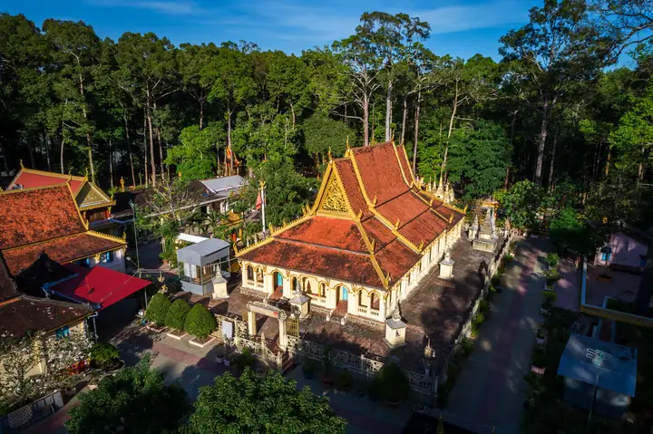Hướng Dẫn Chi Tiết Về Bùa Chú Tại Chùa Âng Trà Vinh: Cách Nhận, Quy Trình Giải Bùa Và Lưu Ý Quan Trọng