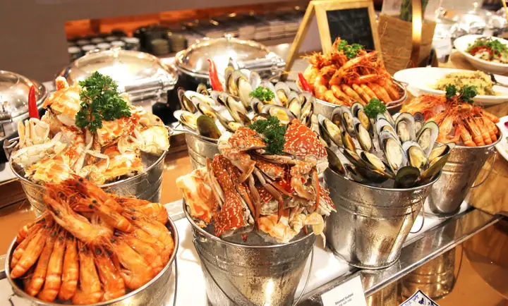 Top 10 Nhà Hàng Buffet 5 Sao Sang Trọng Nhất Sài Gòn – Địa Chỉ, Thực Đơn Và Mức Giá