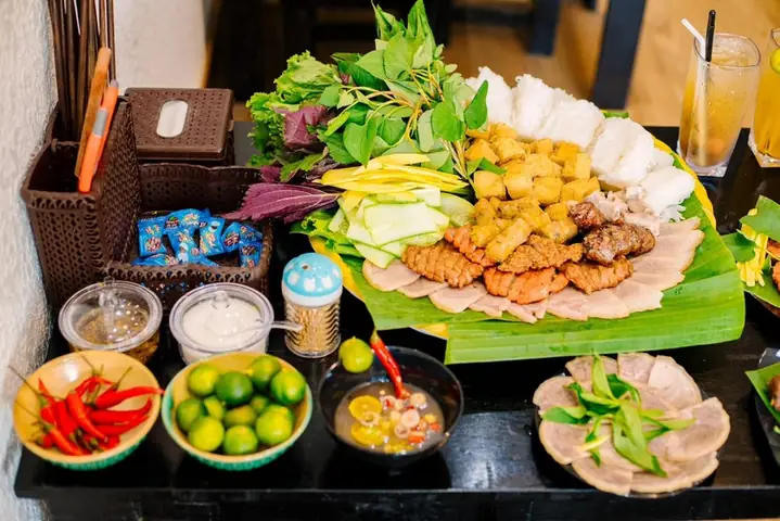 Top Địa Điểm Bún Đậu Mắm Tôm Buôn Ma Thuột: Danh Sách, Giá, Đánh Giá Chi Tiết