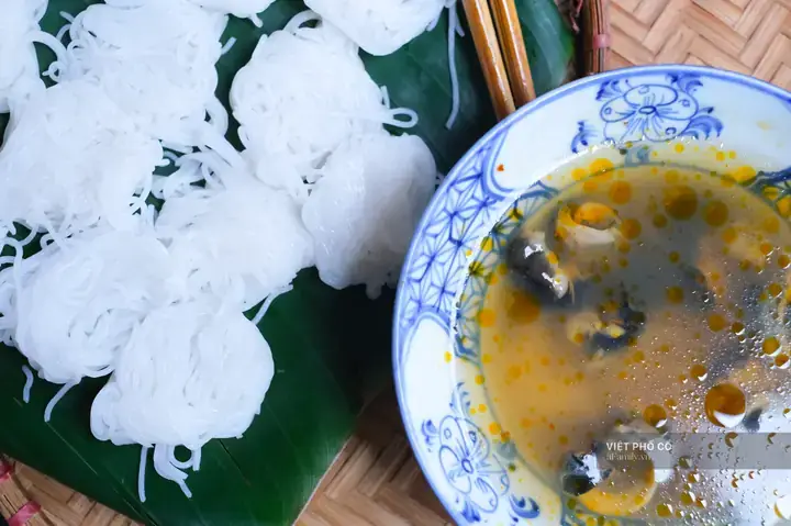 Top Địa Chỉ Bún Ốc Nguội Ngon Ở Sài Gòn: Giá, Vị Trí Và Đánh Giá Chi Tiết