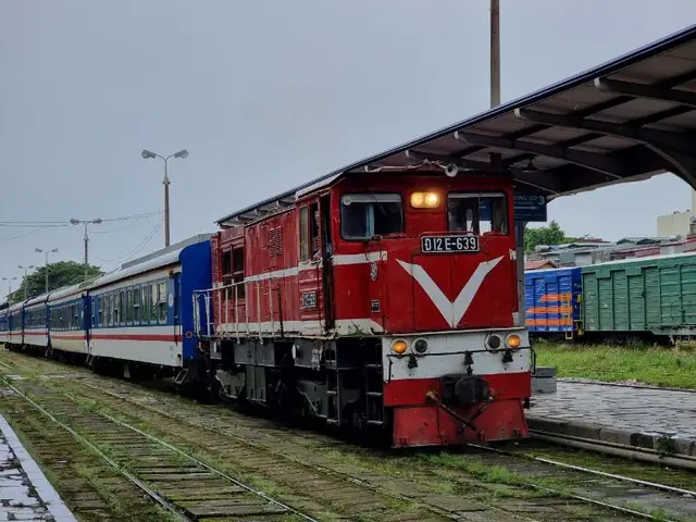 Tổng Hợp Các Chuyến Tàu Hỏa Từ Ga Hà Nội Về Hải Phòng: Lịch Trình, Giờ Chạy Và Giá Vé Cho Hành Khách Tổng Hợp Các Chuyến Tàu Hỏa Từ Ga Hà Nội Về Hải Phòng: Lịch Trình, Giờ Chạy Và Giá Vé Cho Hành Khách