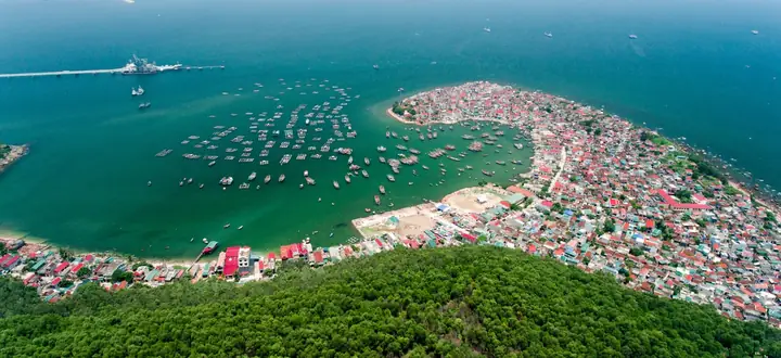 Tổng Hợp Các Địa Điểm Du Lịch Biển Đẹp Nhất Việt Nam: Bãi Biển Và Đảo Lý Tưởng