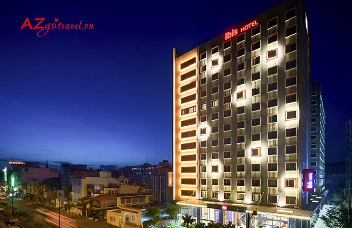 Top 10 Khách Sạn 4 Sao Ở Tp. Hồ Chí Minh: Đánh Giá, Giá Phòng & Vị Trí Thuận Tiện