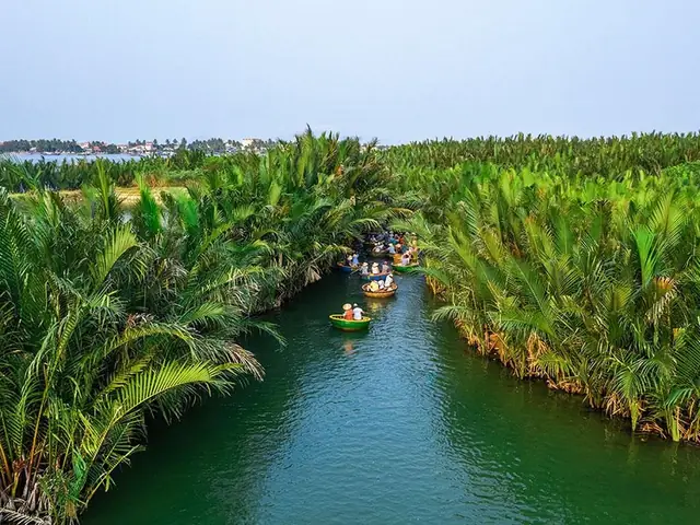 Khám Phá Các Khu Du Lịch Ở Quảng Nam: Những Địa Điểm Du Khách Không Thể Bỏ Lỡ Khám Phá Các Khu Du Lịch Ở Quảng Nam: Những Địa Điểm Du Khách Không Thể Bỏ Lỡ