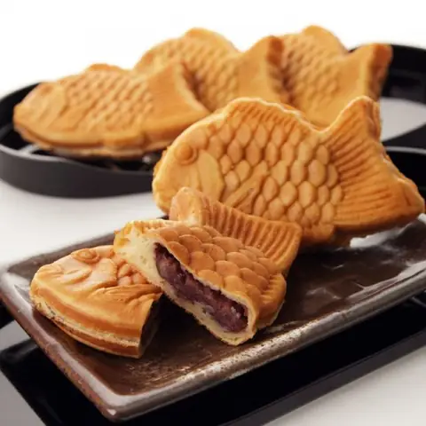 Tổng Hợp Các Loại Bánh Ngọt Ở Nhật Bản: Từ Wagashi Truyền Thống Đến Món Ngọt Kiểu Tây Tổng Hợp Các Loại Bánh Ngọt Ở Nhật Bản: Từ Wagashi Truyền Thống Đến Món Ngọt Kiểu Tây