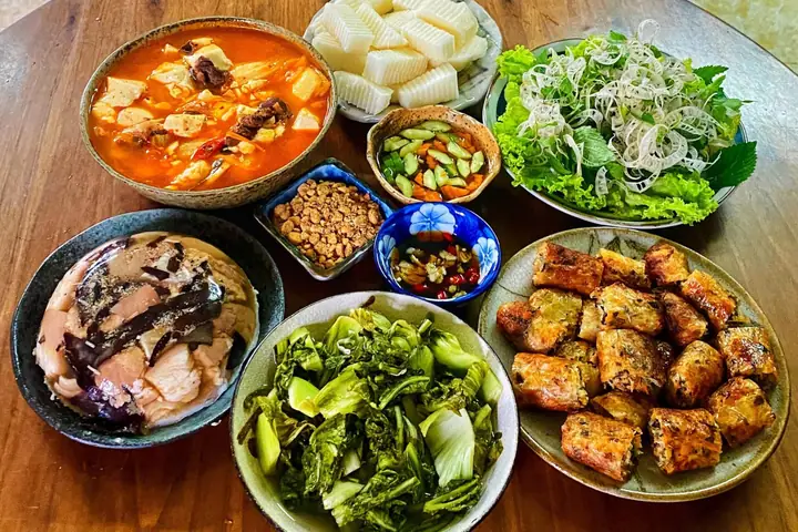 Gợi Ý Các Món Ăn Thường Ngày Miền Bắc: Thực Đơn Gia Đình Chuẩn Vị, Dễ Nấu Gợi Ý Các Món Ăn Thường Ngày Miền Bắc: Thực Đơn Gia Đình Chuẩn Vị, Dễ Nấu