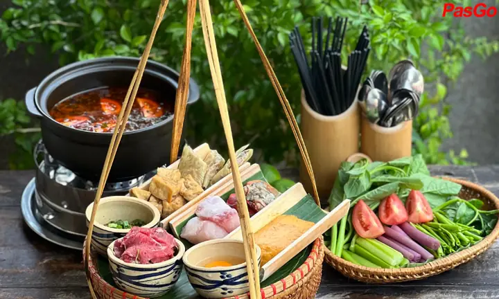 Tổng Hợp Các Quán Ăn Ngon Quận 10 Cho Thực Khách Muốn Khám Phá Ẩm Thực Địa Phương
